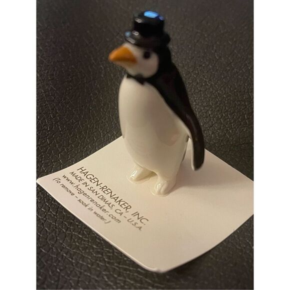 Hagen-Renaker miniature Papa Penguin figurine - Picture 2 of 7